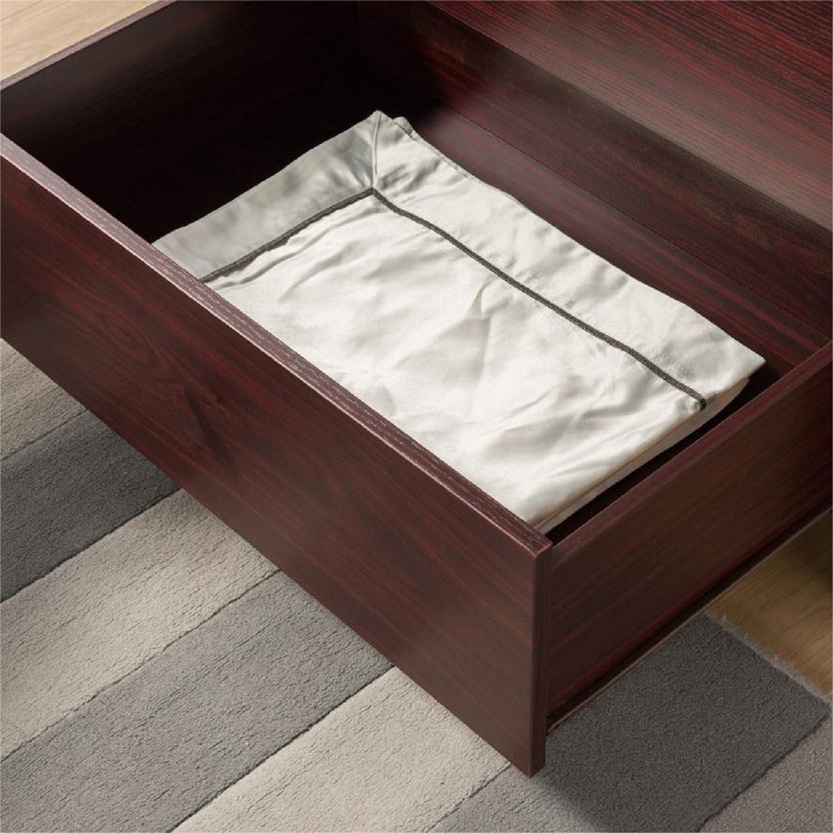 Smuxee Modern 5 Drawer Dressers for Bedroom, Wood Storage Chest of Drawers