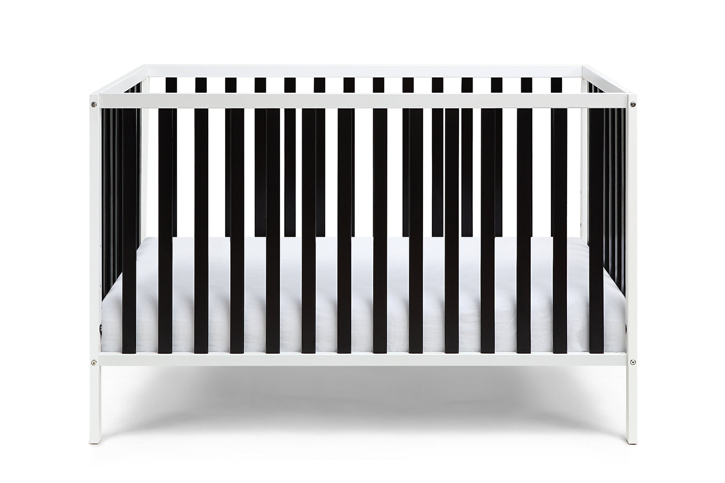 Palmer 3-in-1 Convertible Island Crib  White/Black
